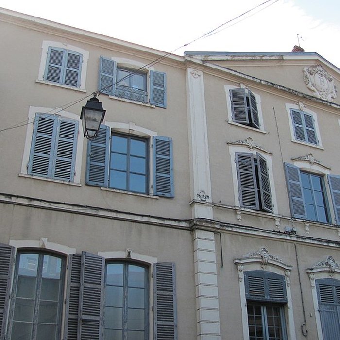 Photo de Hôtel de Condé à Montluel