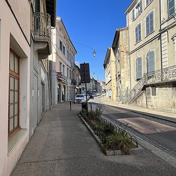 Hôtel de Condé à Montluel