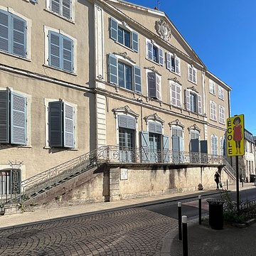 Hôtel de Condé à Montluel