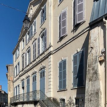 Hôtel de Condé à Montluel