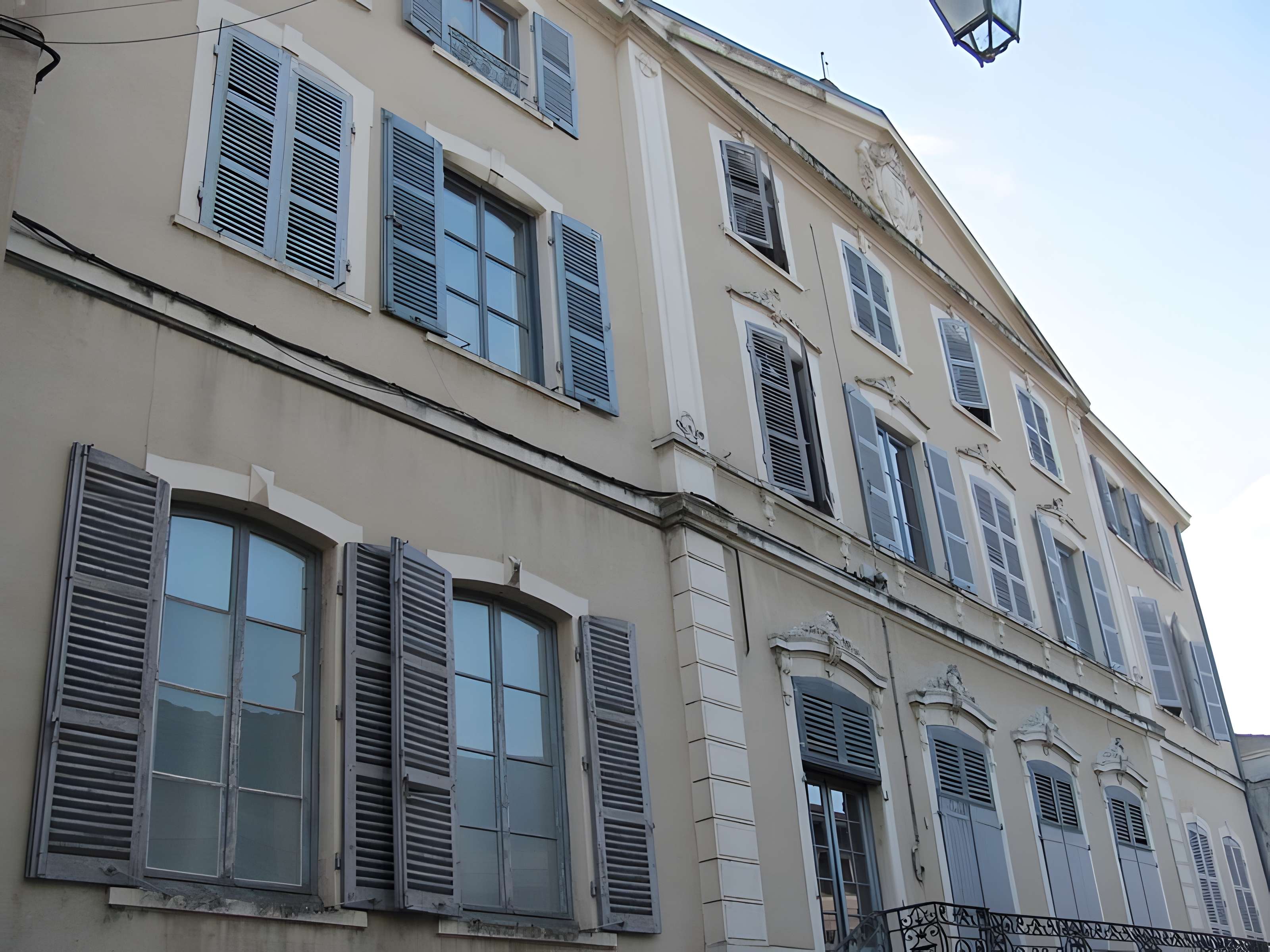 Hôtel de Condé à Montluel 