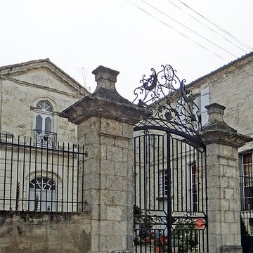 hotel de cours de thomazeau a castillonnes