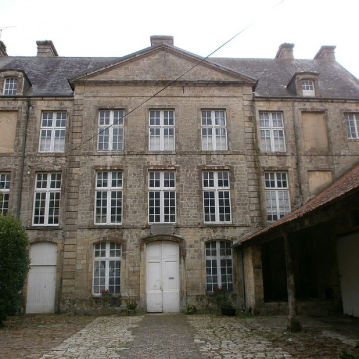Photo de Hôtel de Grandval-Caligny à Valognes