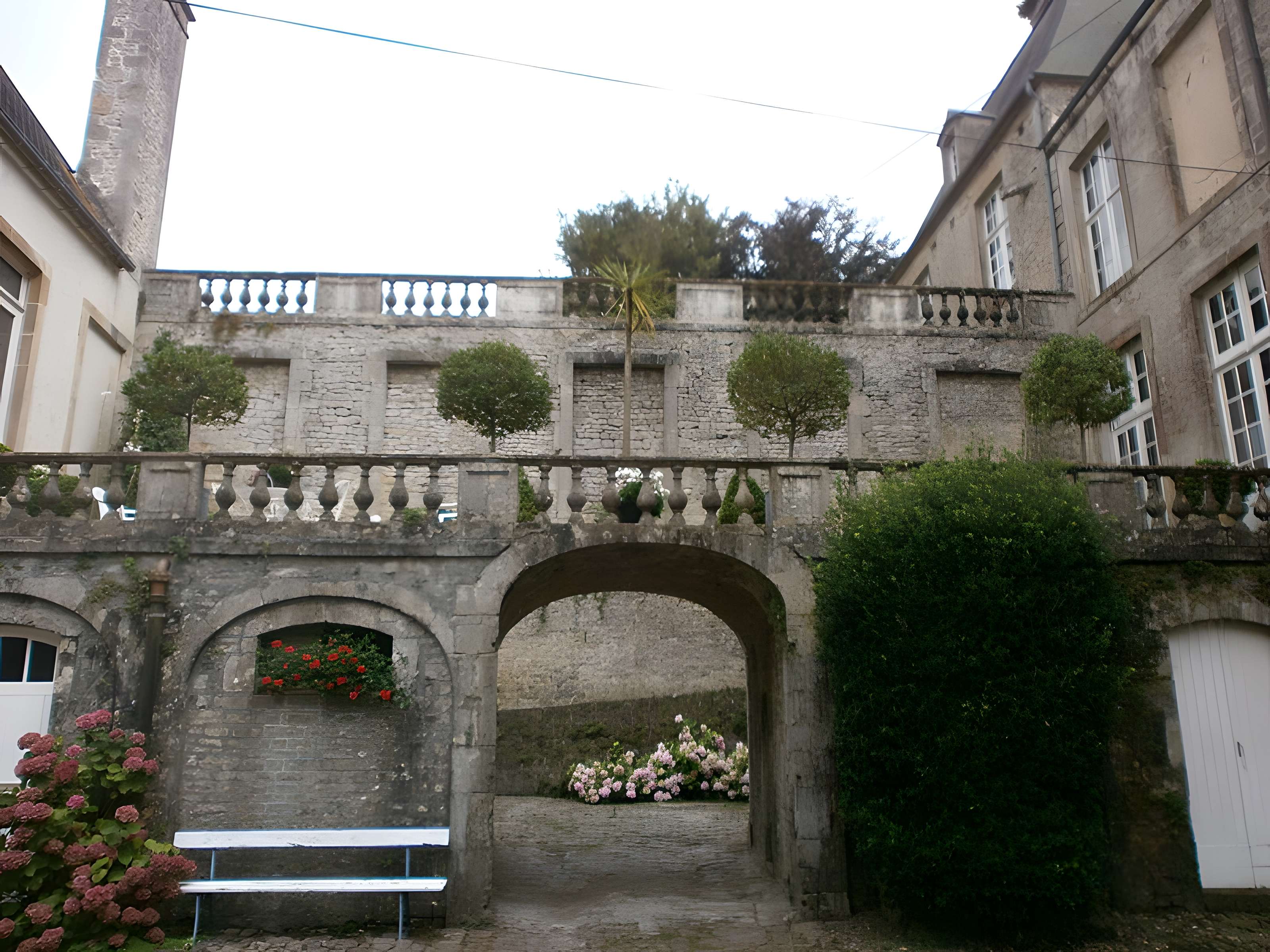 Hôtel de Grandval-Caligny à Valognes