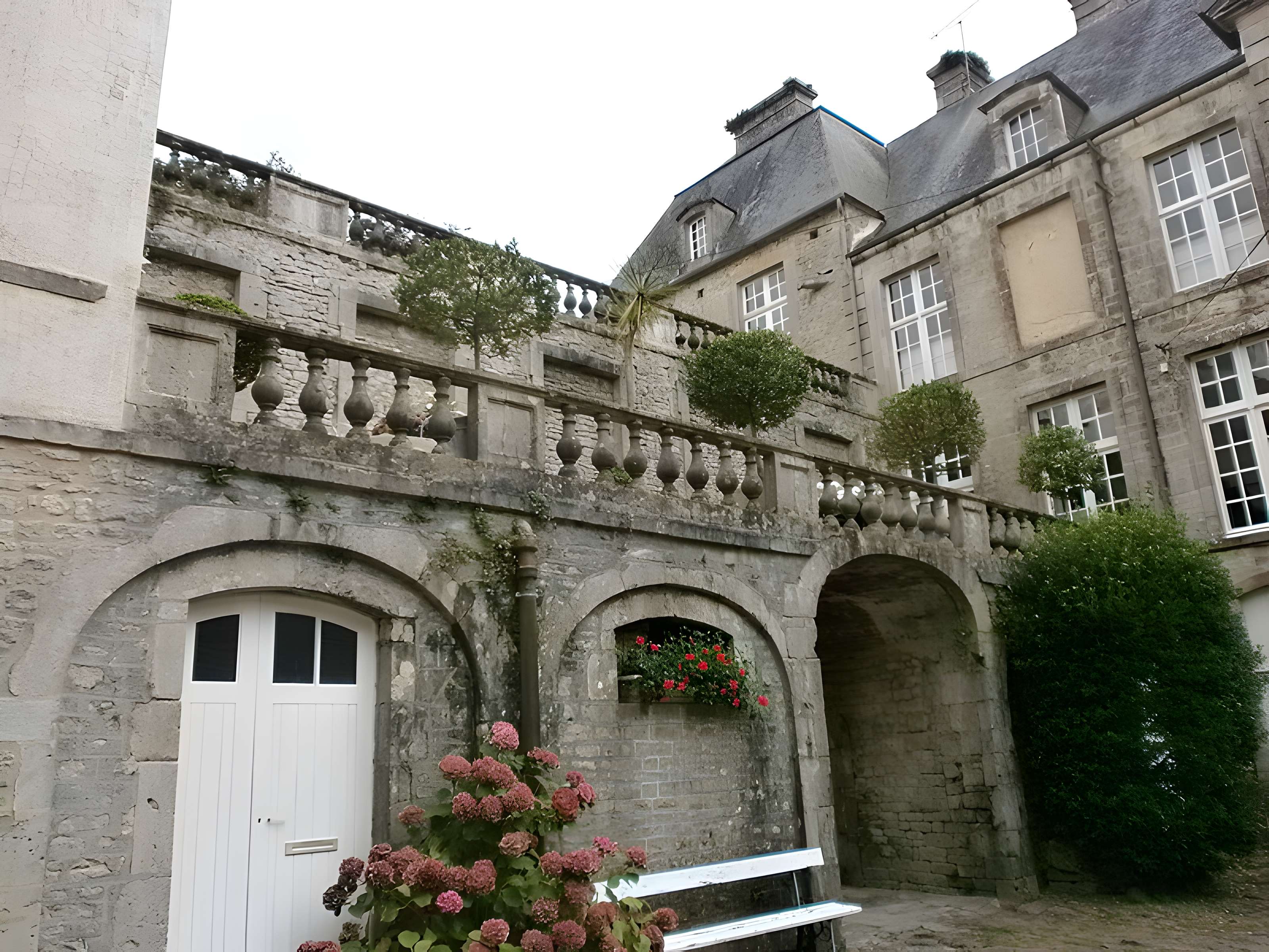 Hôtel de Grandval-Caligny à Valognes