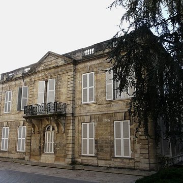 hotel de la division a perigueux