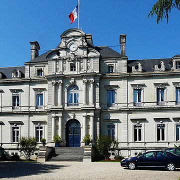 hotel de prefecture de la dordogne a perigueux