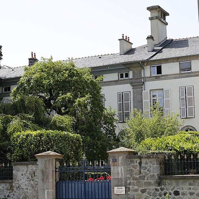 Photo de Hôtel de préfecture du Cantal à Aurillac