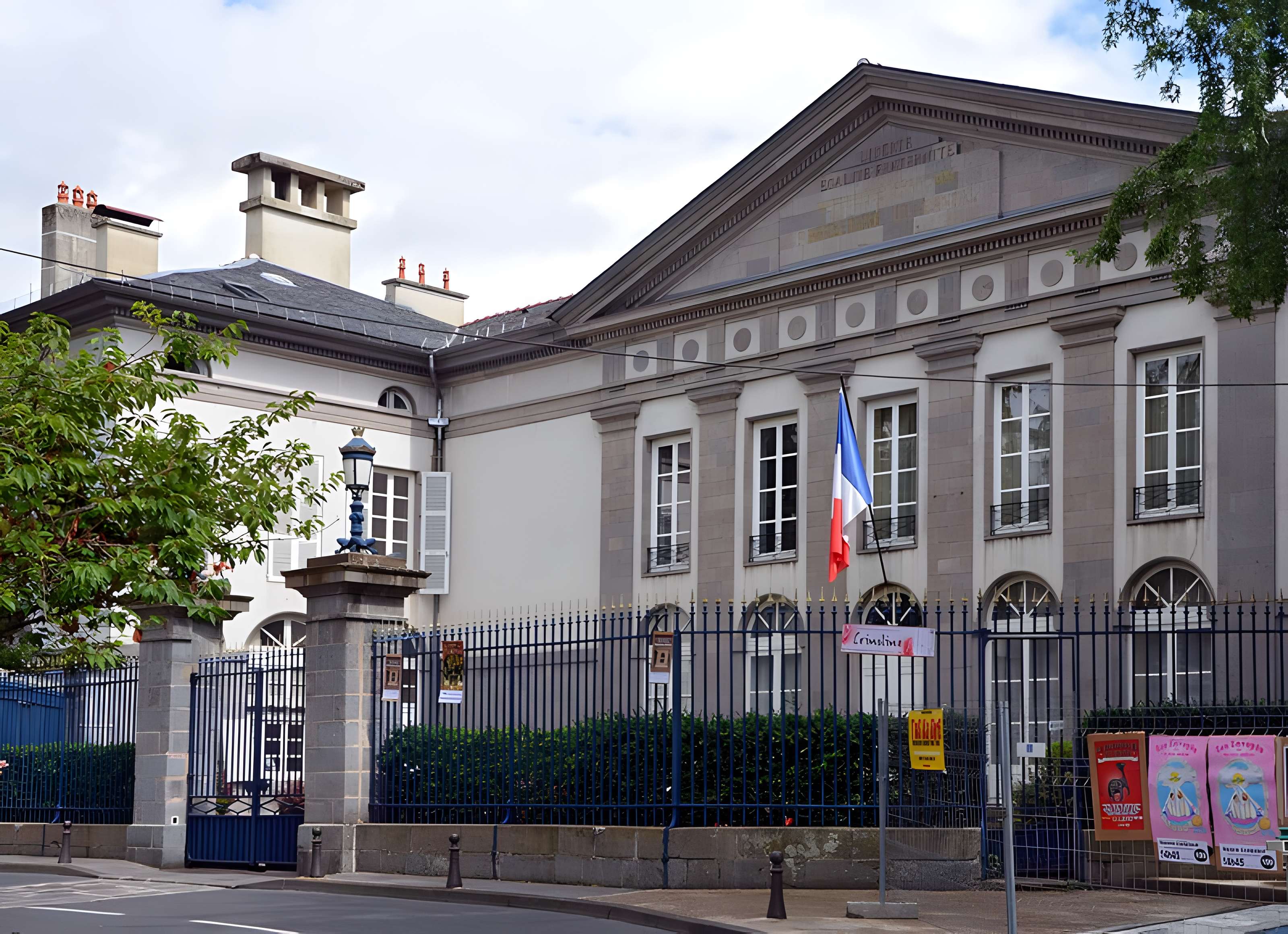 Hôtel de préfecture du Cantal à Aurillac 