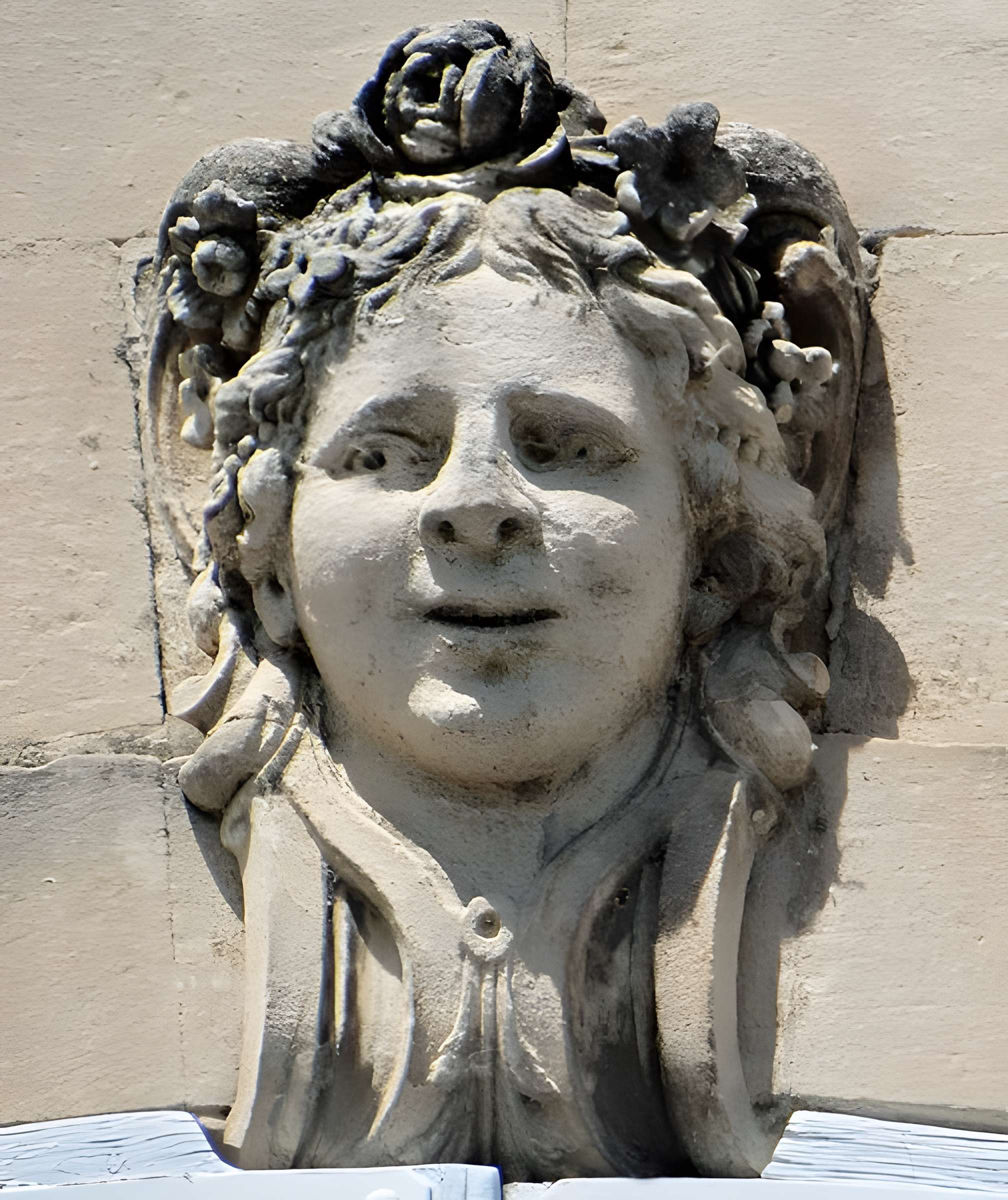 Hôtel de Roqueplane à Viviers