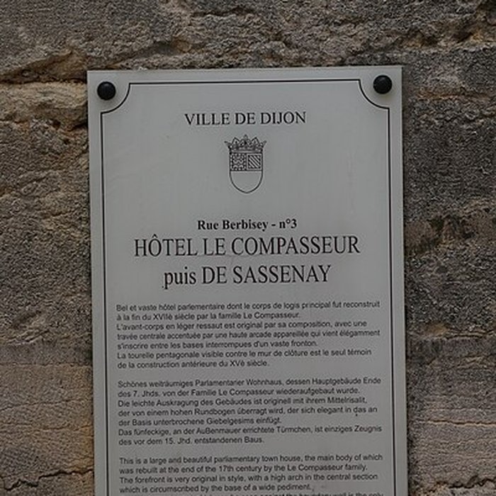Photo de Hôtel de Sassenay à Dijon