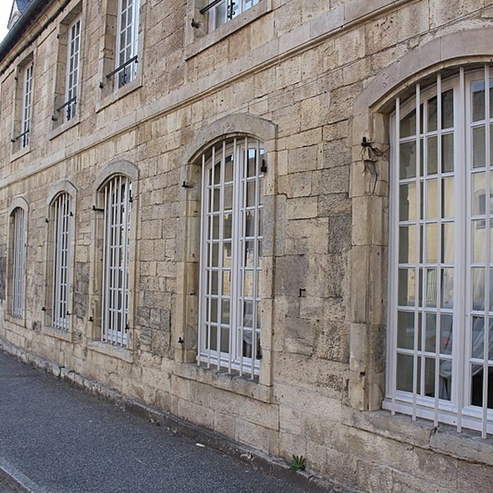 Photo de Hôtel de Thieuville à Valognes