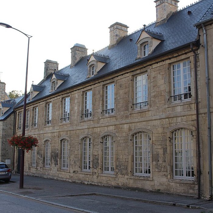 Photo de Hôtel de Thieuville à Valognes