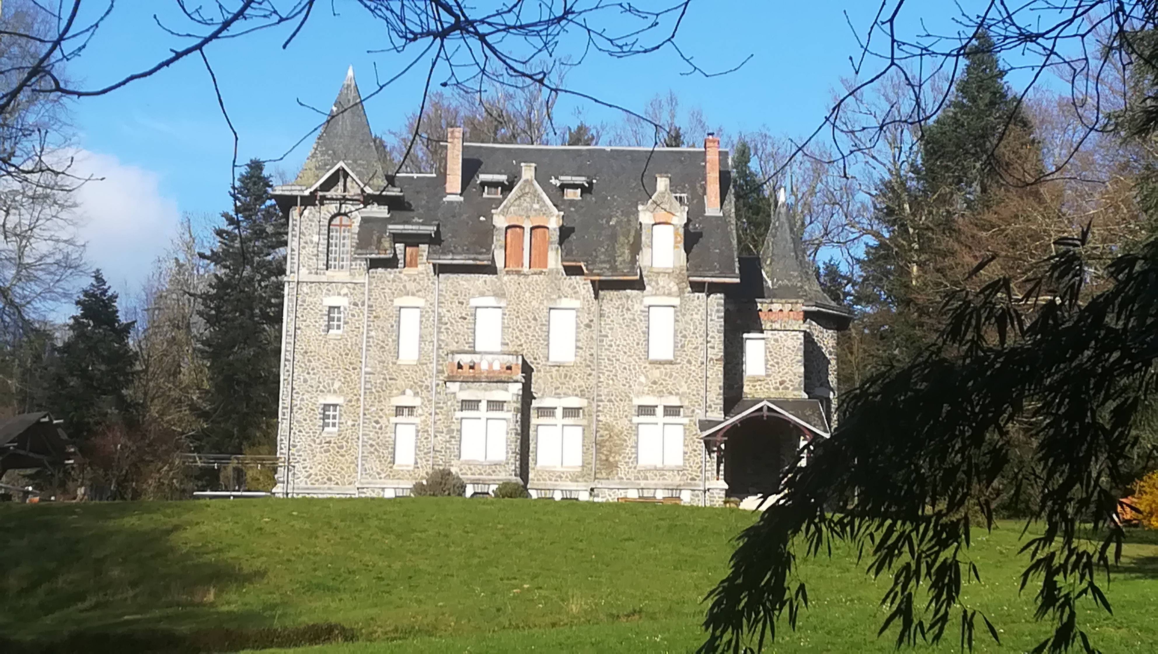Photo de Château de Roqueperlic