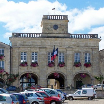 hotel de ville de bazas