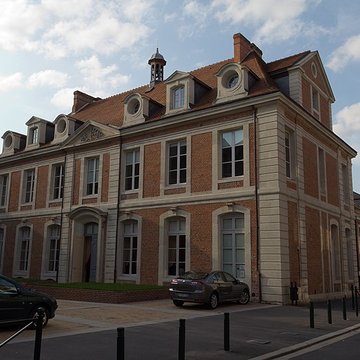 Hôtel de ville de Lisieux