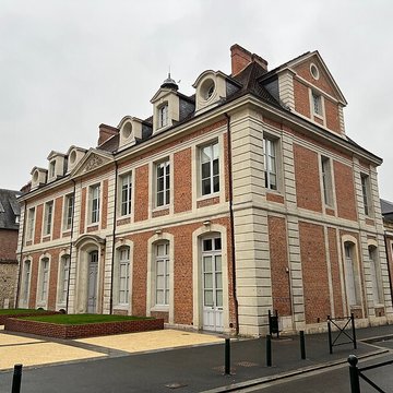Hôtel de ville de Lisieux