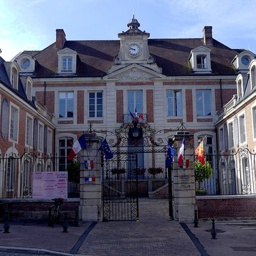 Hôtel de ville de Lisieux