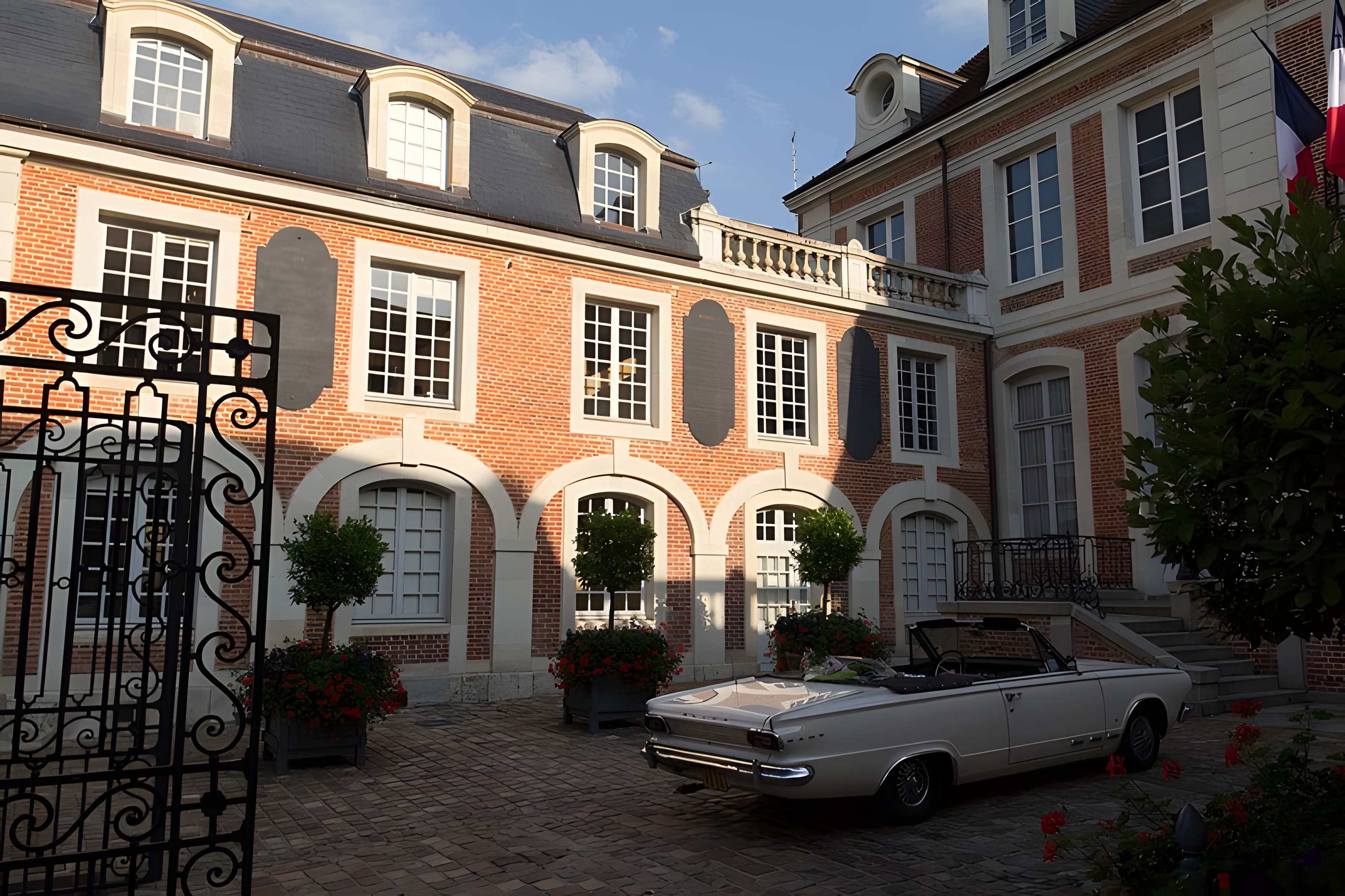 Hôtel de ville de Lisieux