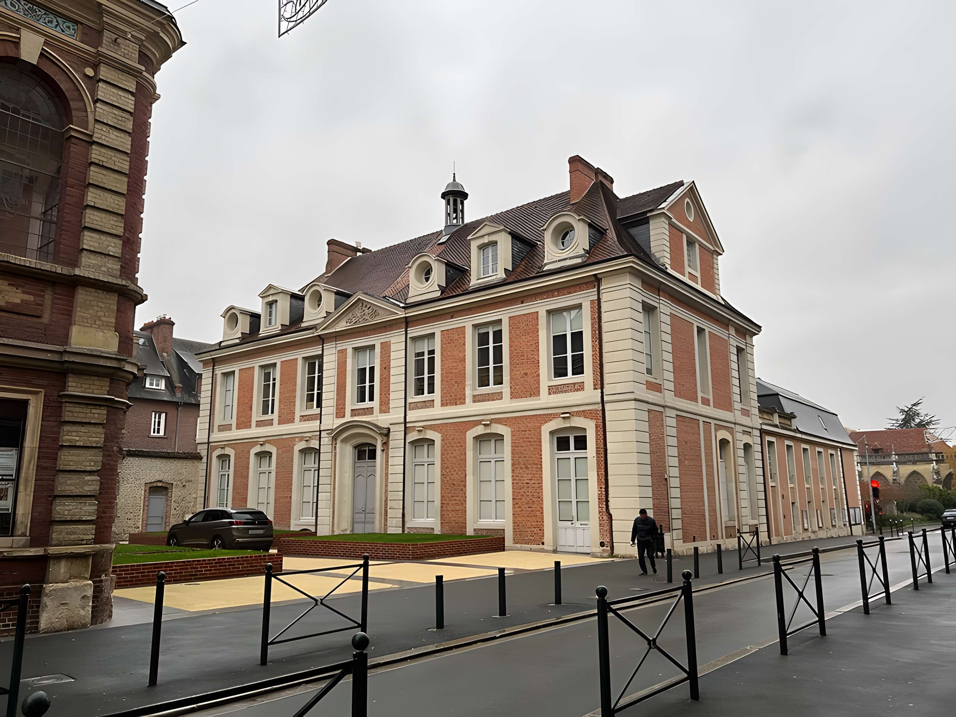 Hôtel de ville de Lisieux