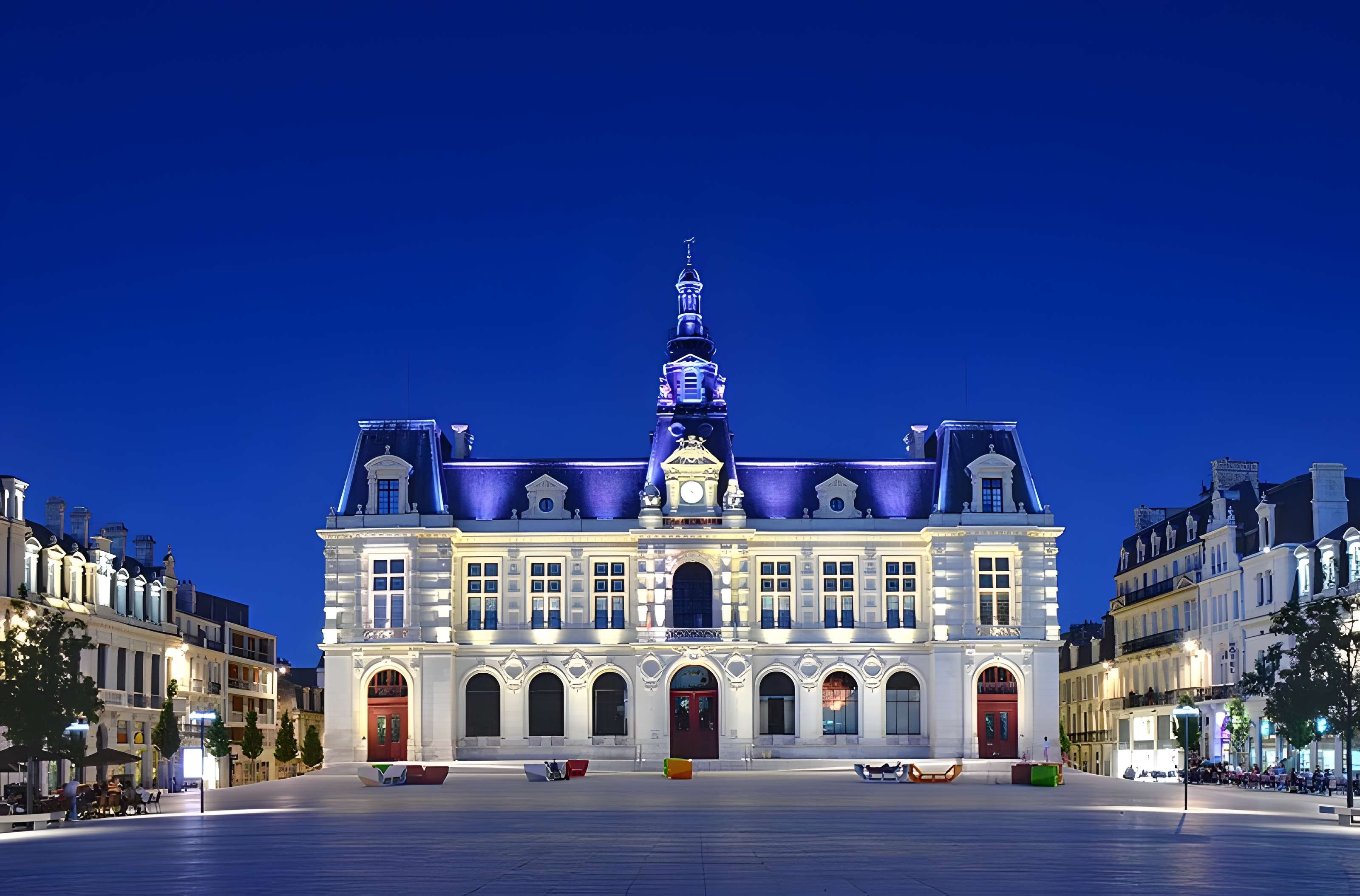 Hôtel de ville de Poitiers