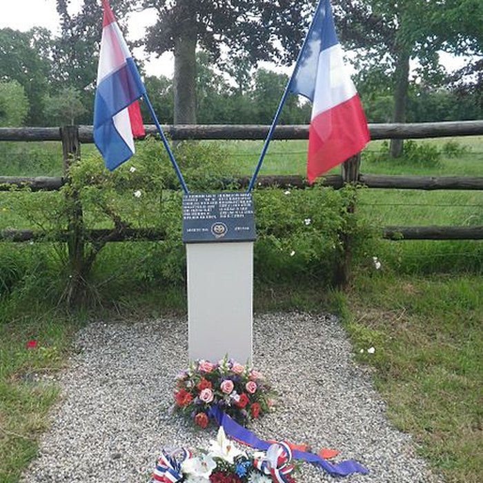 Photo de Hôtel de ville de Saint-Côme-dOlt