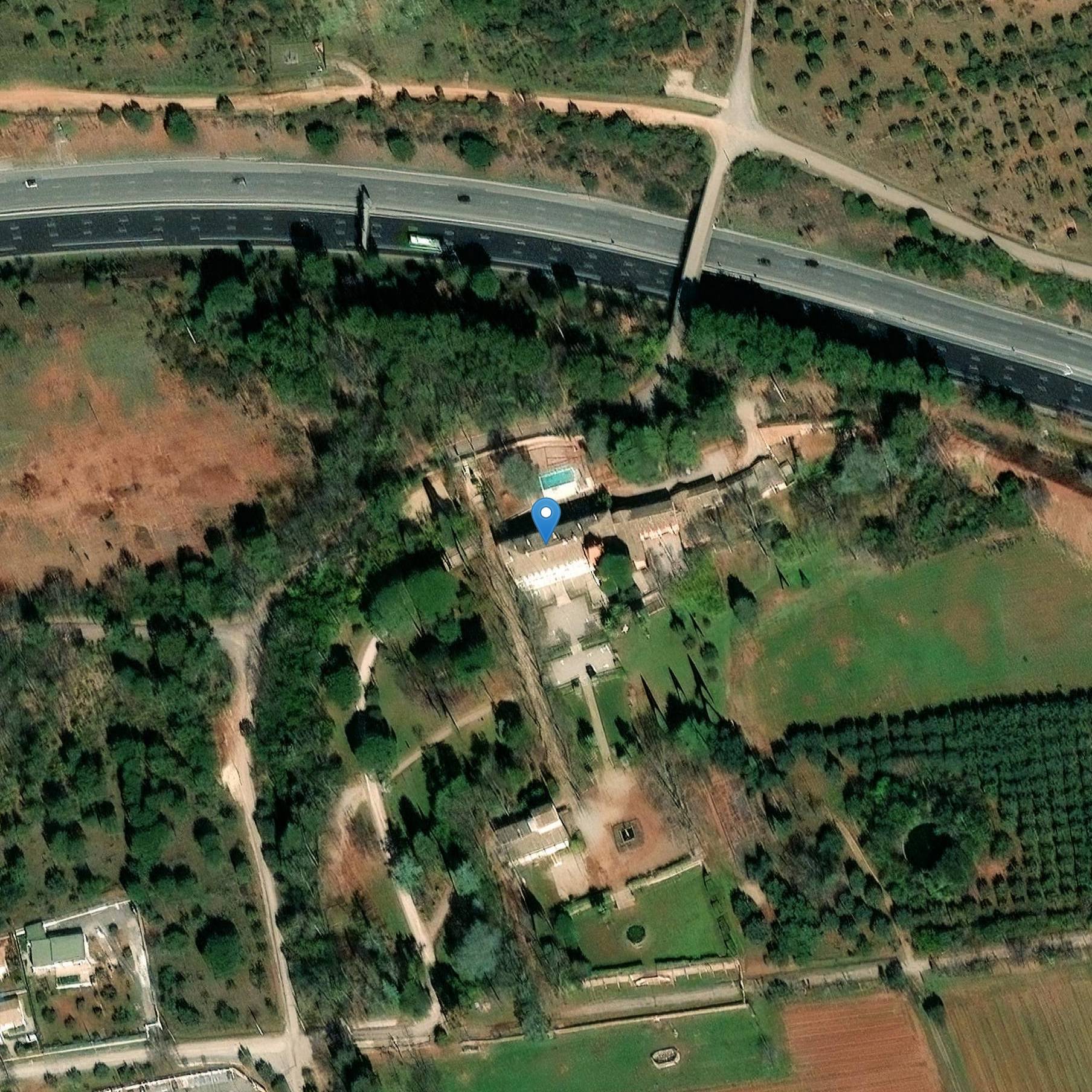 Photo de 布伊利杜教堂