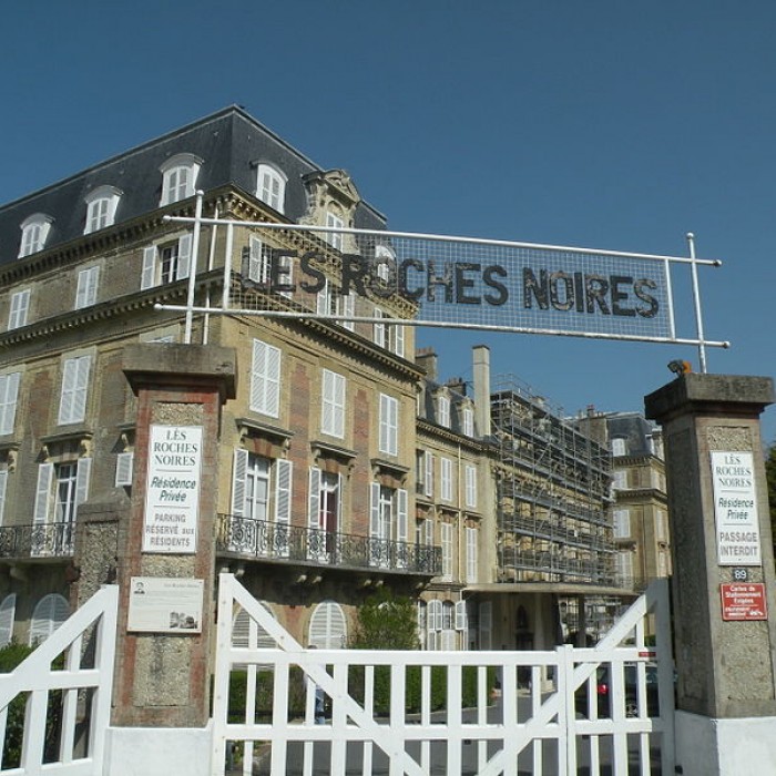 Photo de Hôtel des Roches Noires à Trouville-sur-Mer