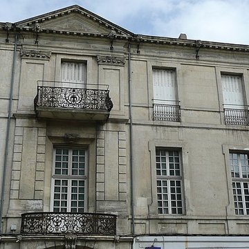 Hôtel LEstang-Parade à Arles