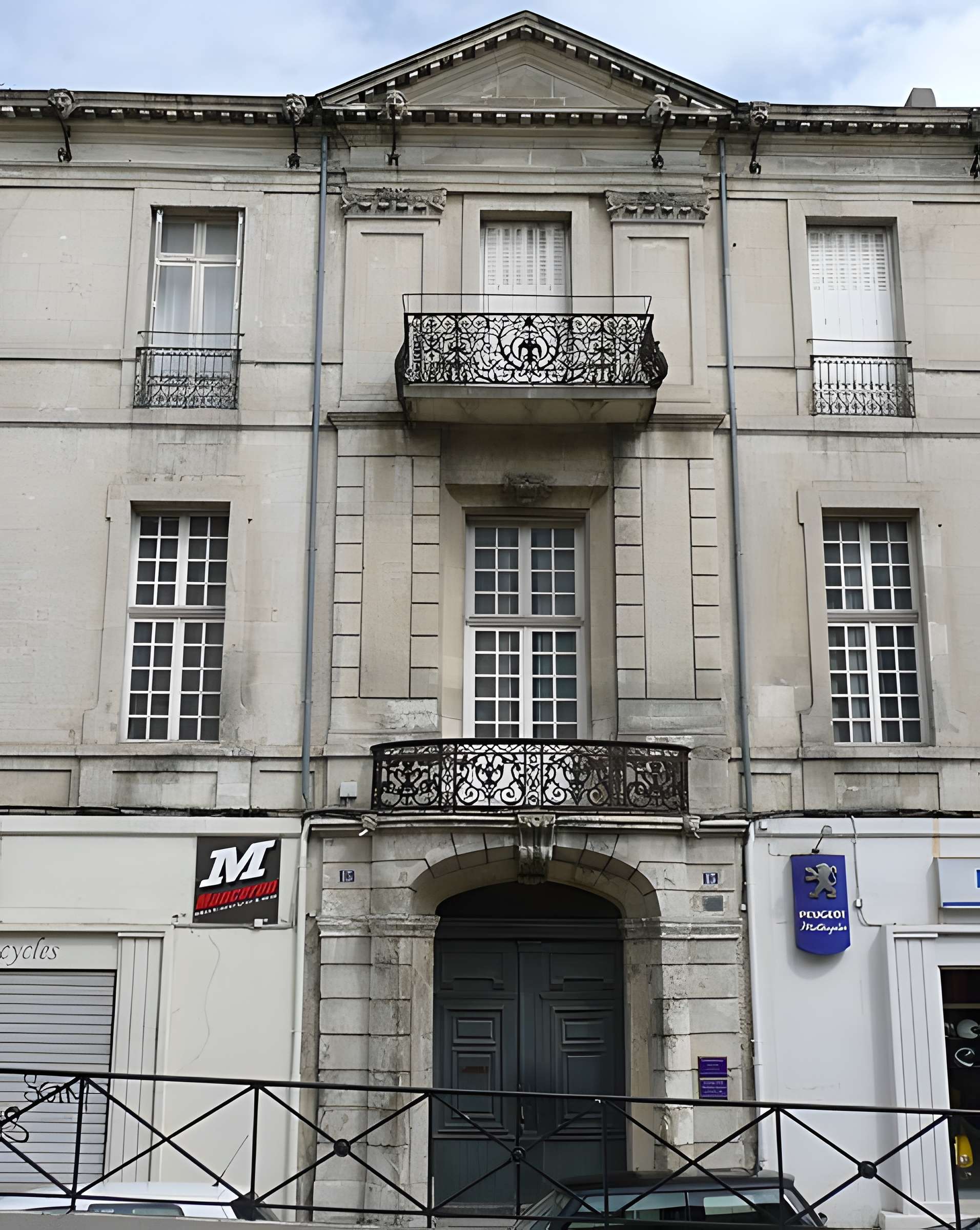 Hôtel L'Estang-Parade à Arles