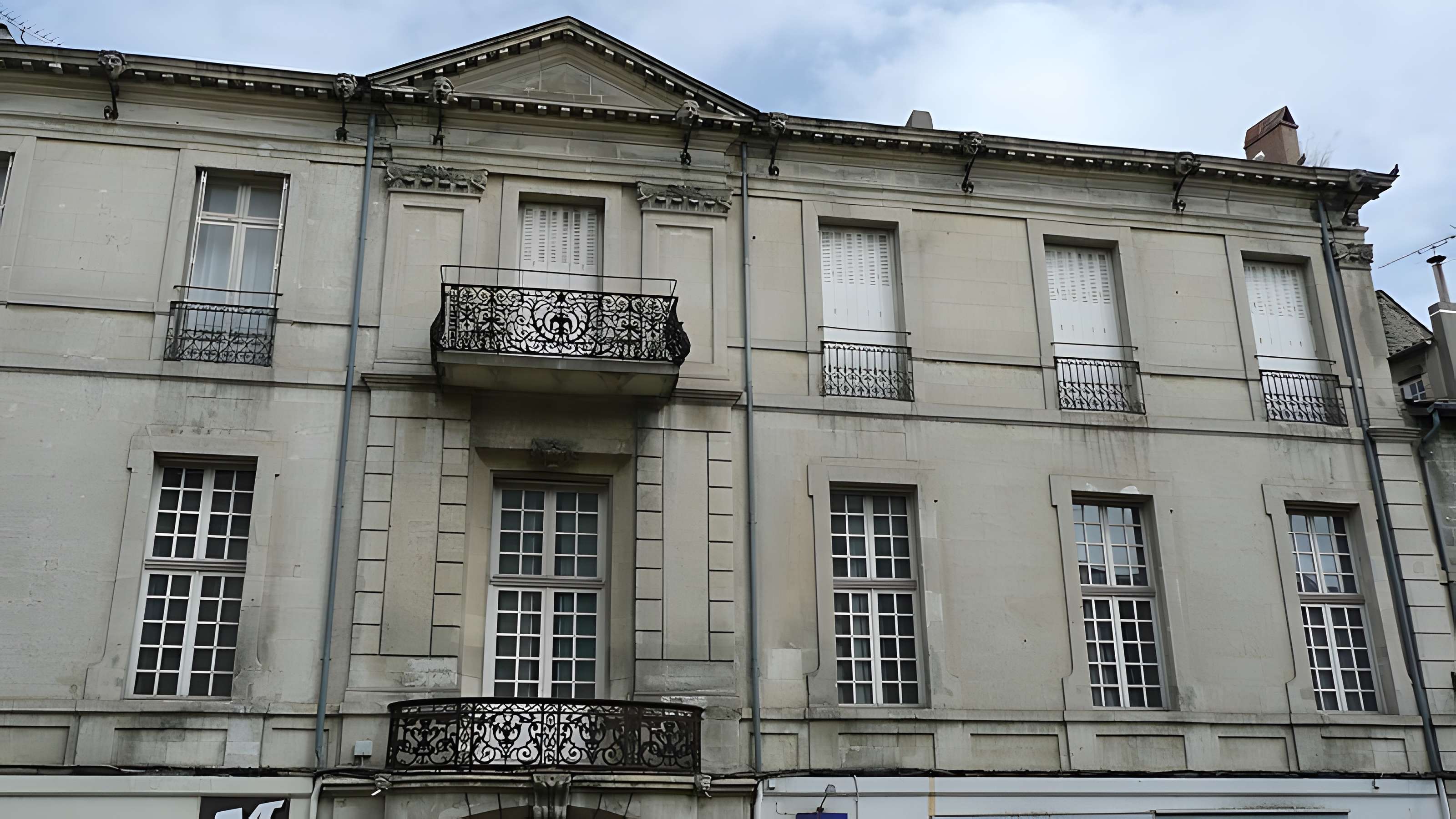Hôtel L'Estang-Parade à Arles