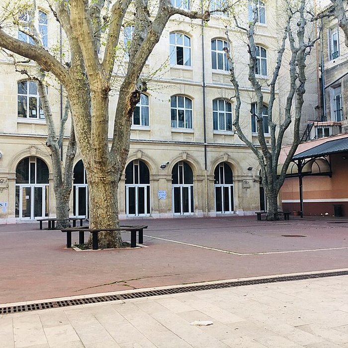 Photo de Ancien hôtel Roux de Corse, actuellement lycée Montgrand