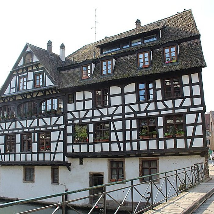 Photo de Immeuble au 1 Quai des Moulins à Strasbourg