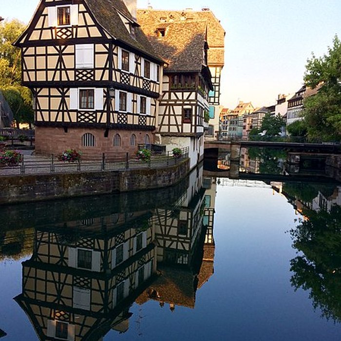 Photo de Immeuble au 1 Quai des Moulins à Strasbourg