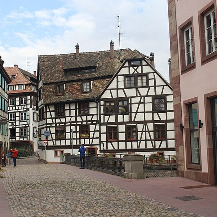 Photo de Immeuble au 1 Quai des Moulins à Strasbourg