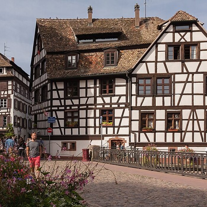 Photo de Immeuble au 1 Quai des Moulins à Strasbourg