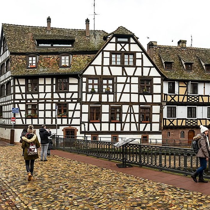 Photo de Immeuble au 1 Quai des Moulins à Strasbourg
