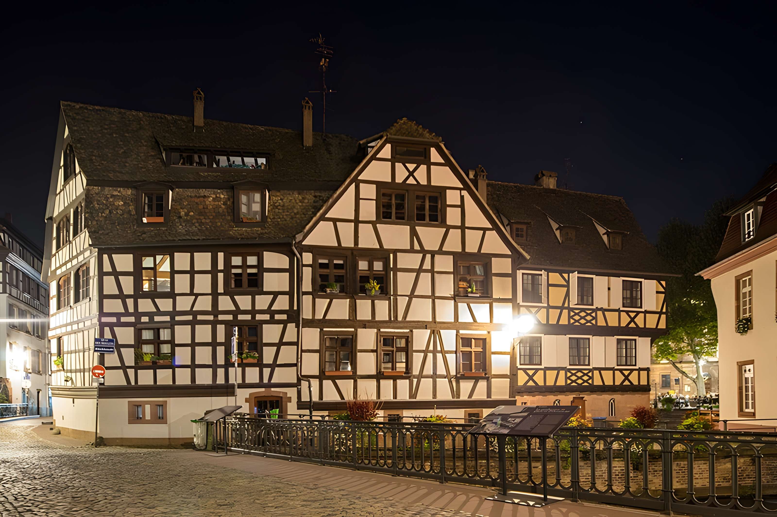 Immeuble au 1 Quai des Moulins à Strasbourg
