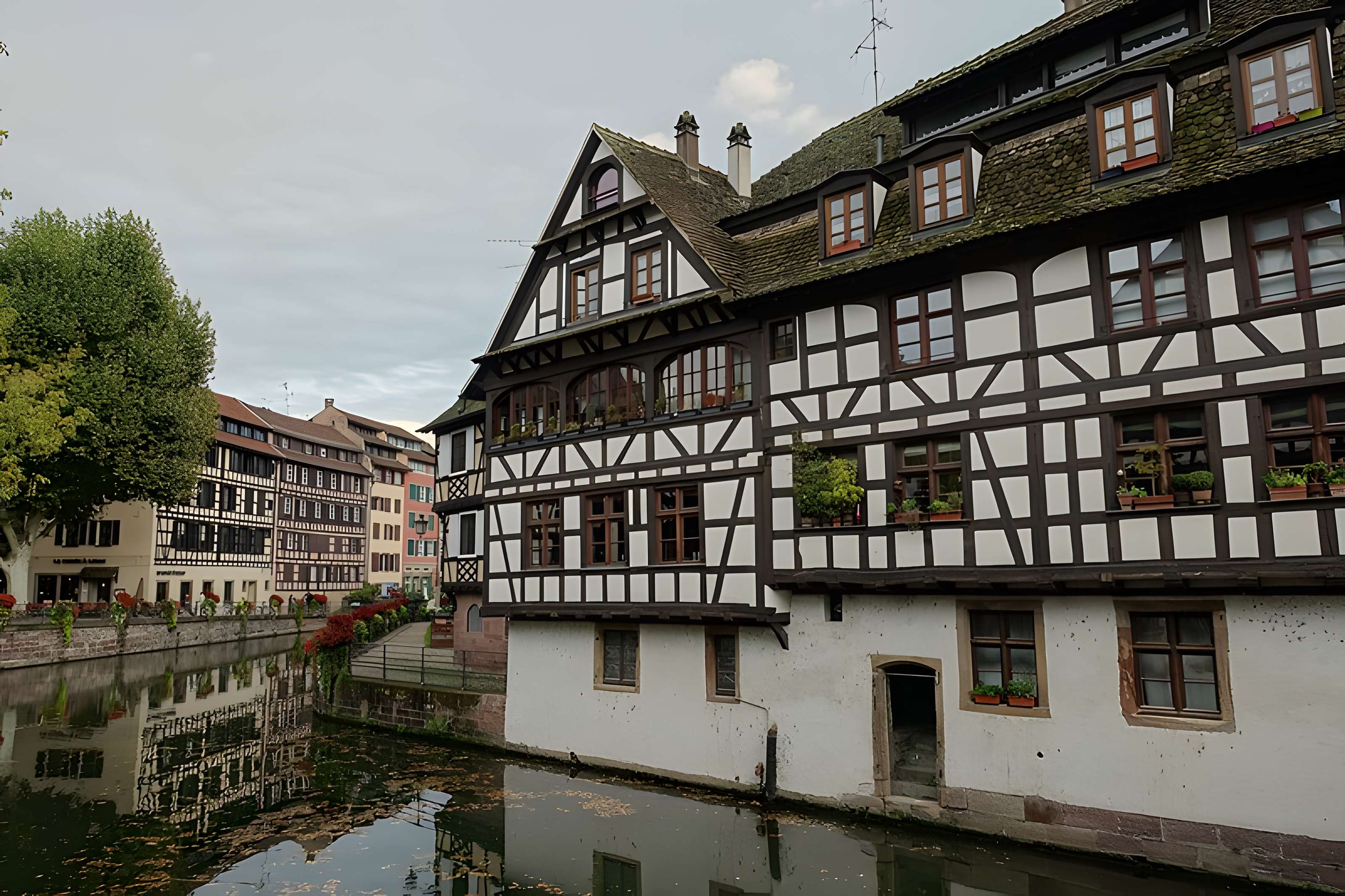 Immeuble au 1 Quai des Moulins à Strasbourg