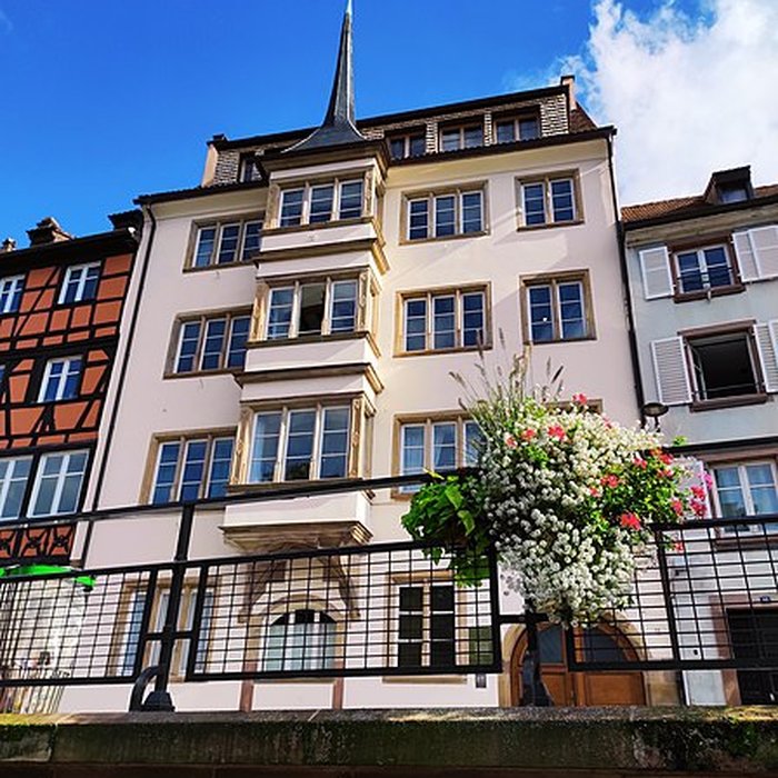 Photo de Immeuble au 11 Quai des Bateliers à Strasbourg