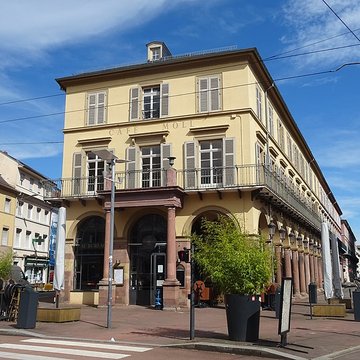 Immeuble au 6 Place de la République à Mulhouse