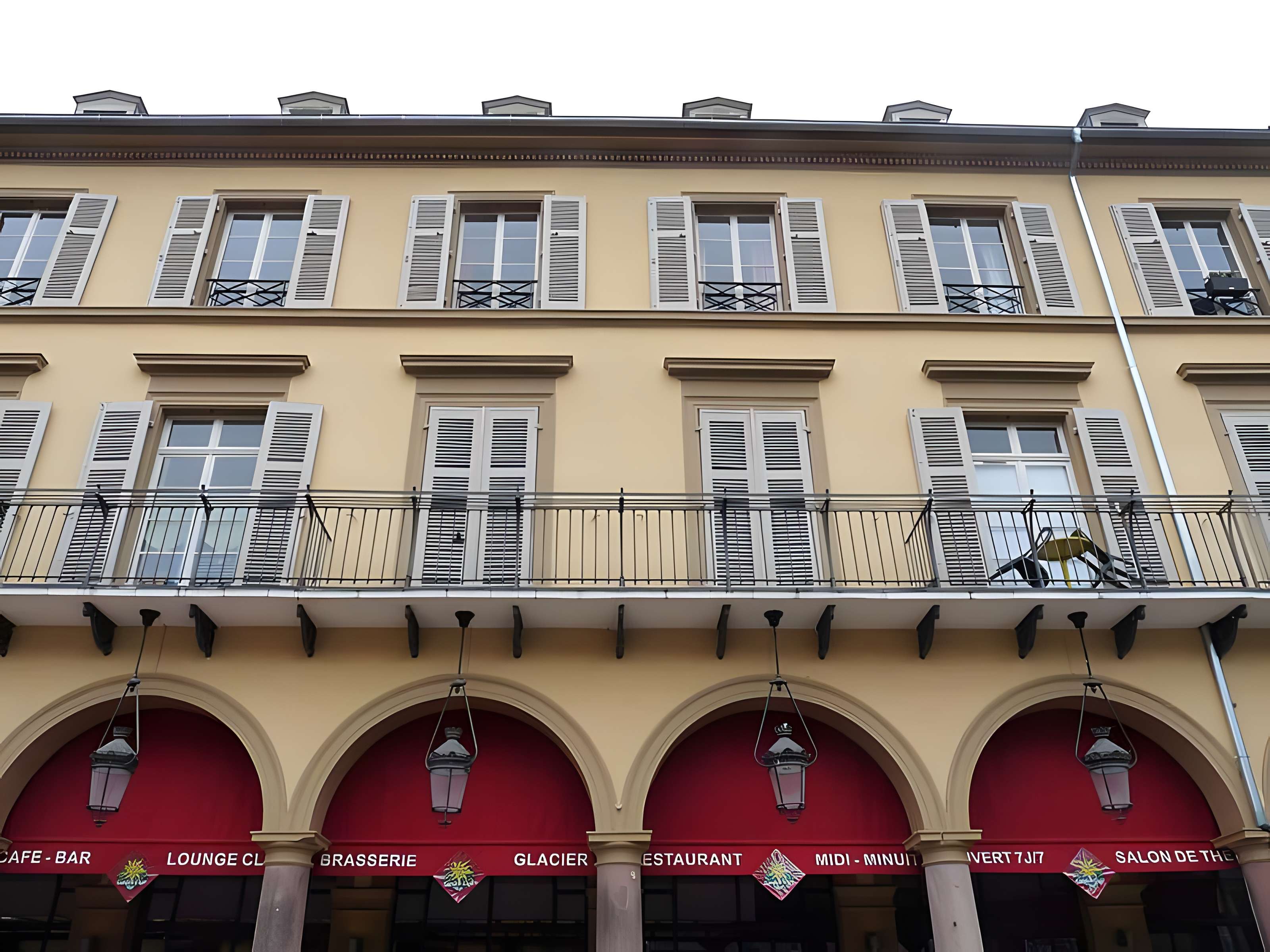 Immeuble au 6 Place de la République à Mulhouse