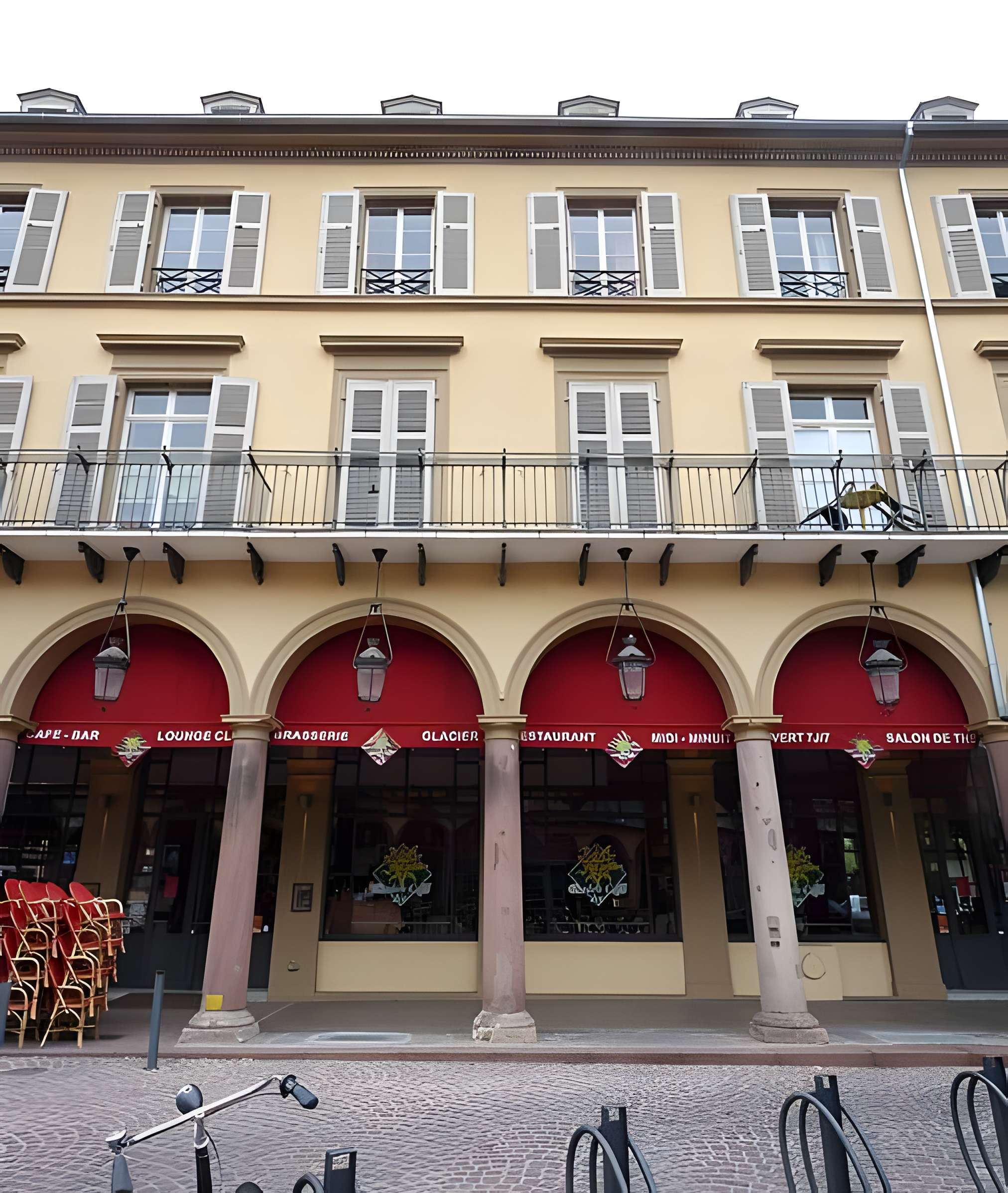 Immeuble au 6 Place de la République à Mulhouse