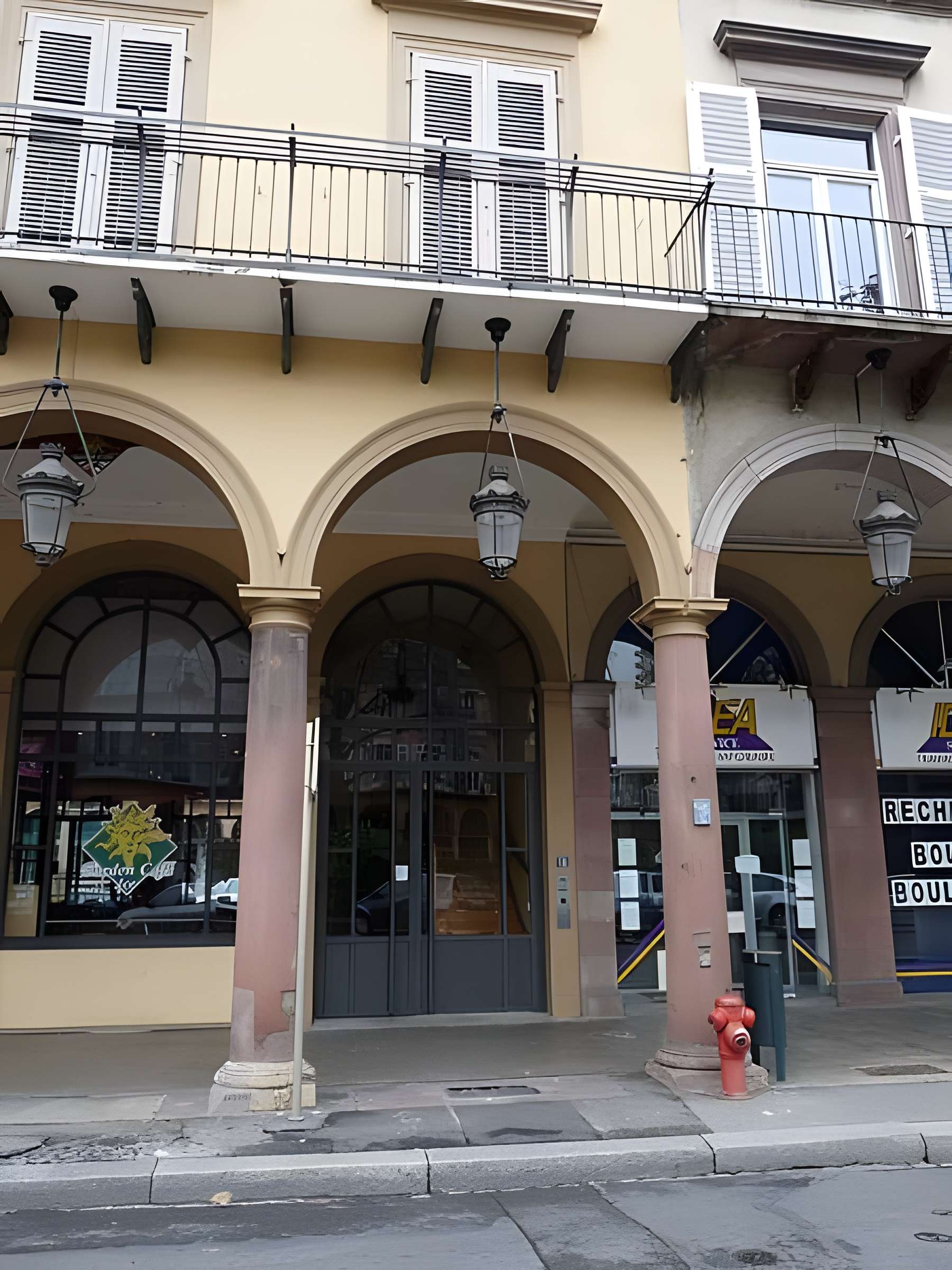 Immeuble au 6 Place de la République à Mulhouse