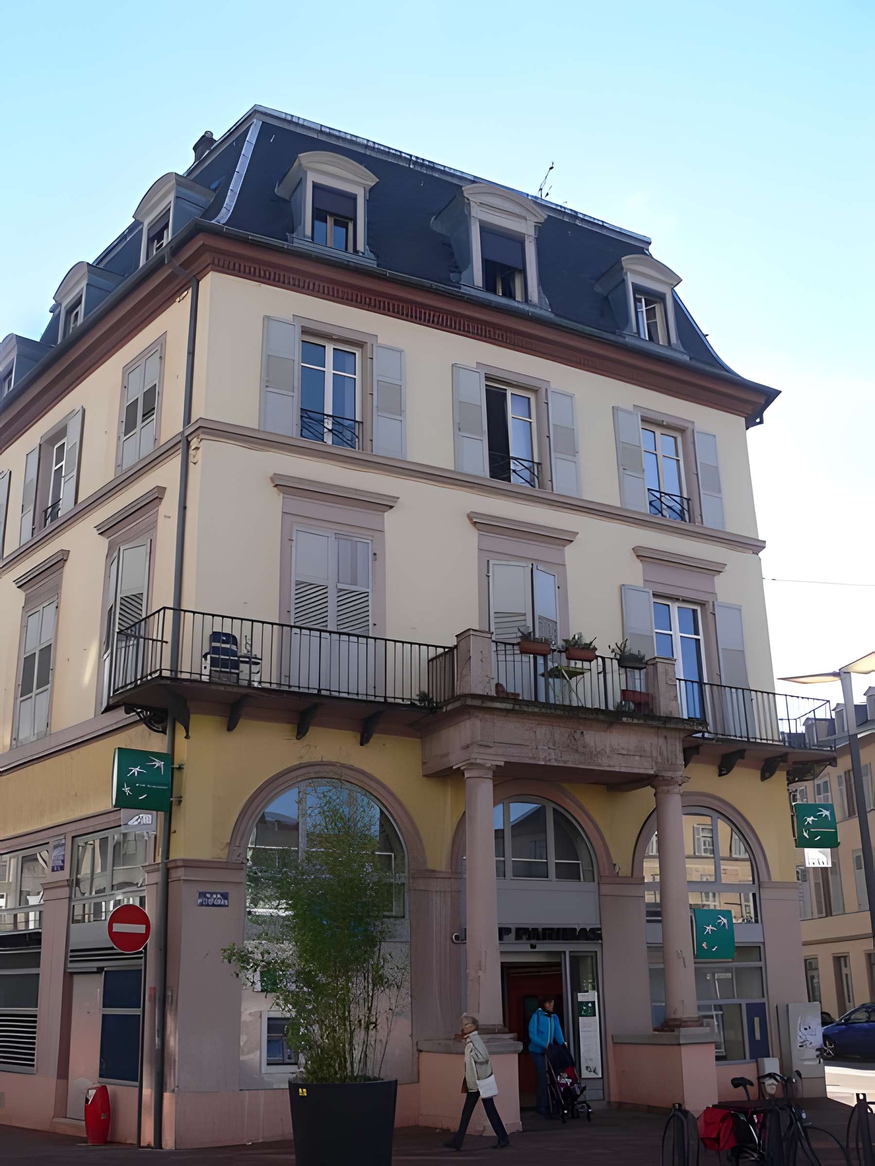 Immeuble au 8 Place de la République à Mulhouse 