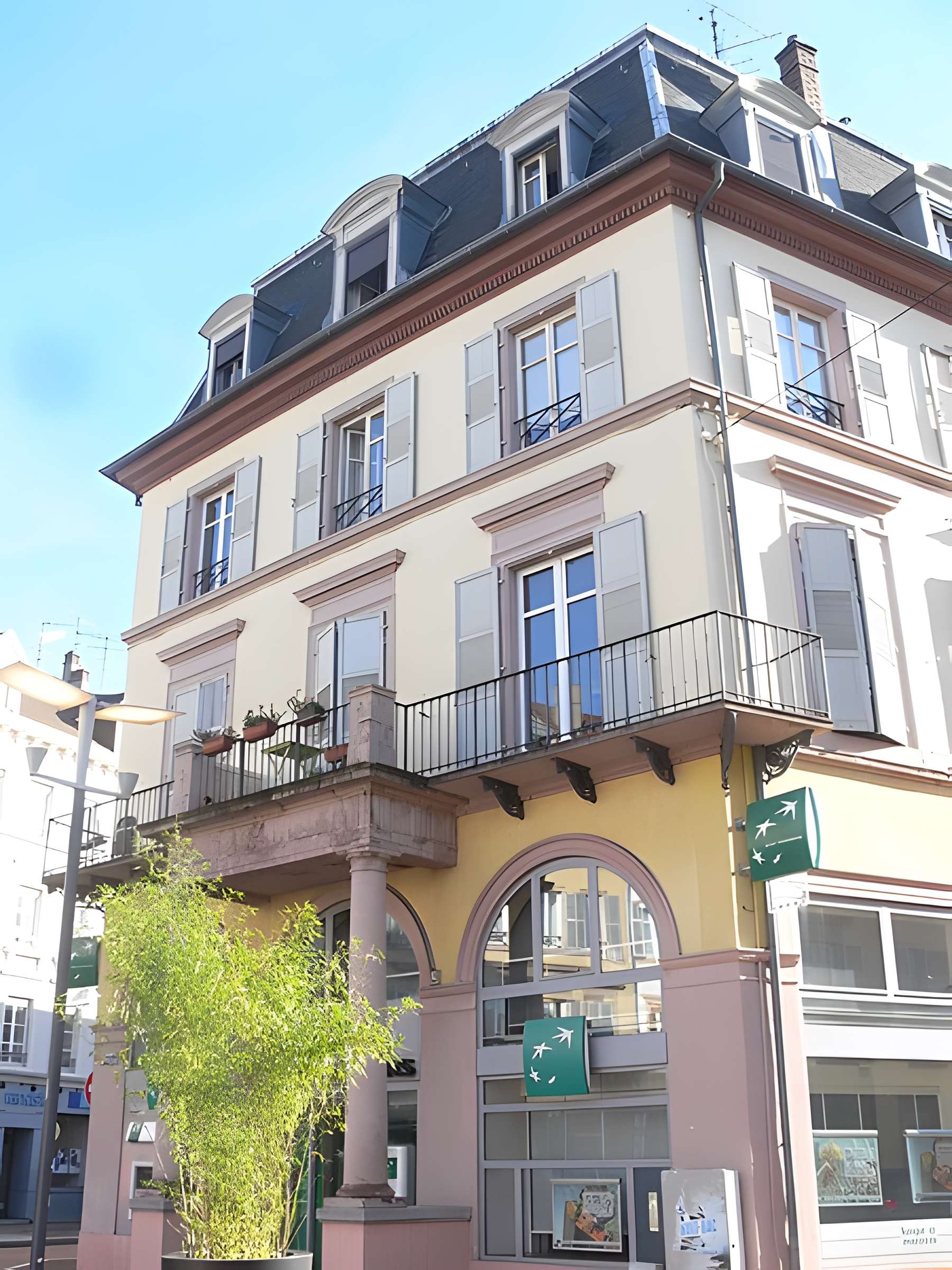 Immeuble au 8 Place de la République à Mulhouse