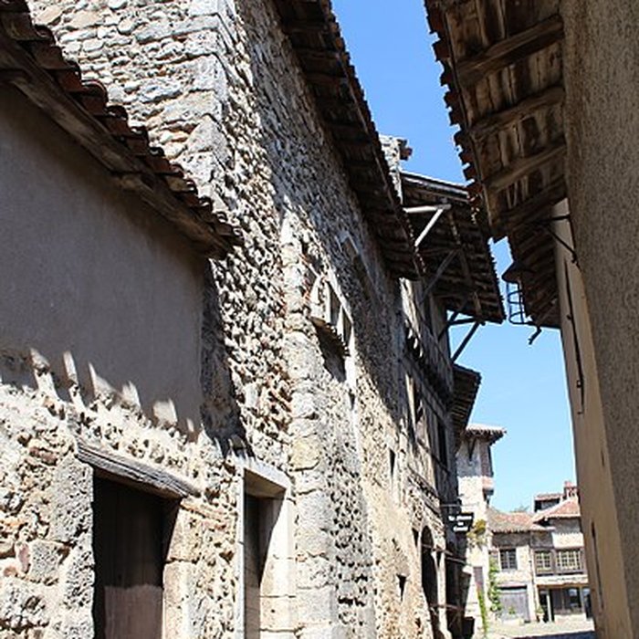 Photo de Immeuble de la Rue des Contreforts à Pérouges