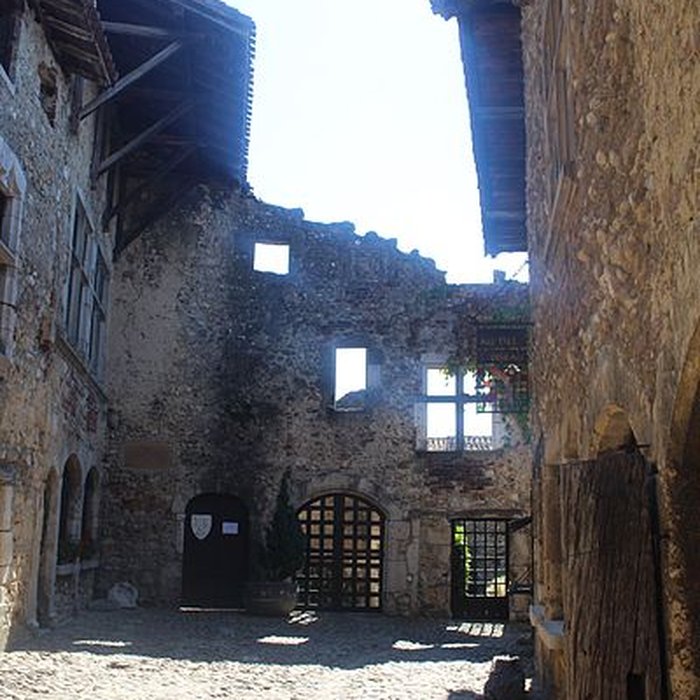 Photo de Immeuble de la Rue des Contreforts à Pérouges