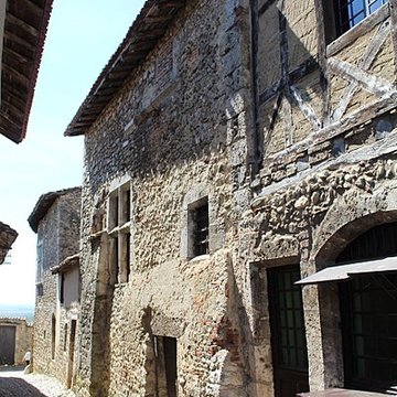 Immeuble de la Rue des Contreforts à Pérouges