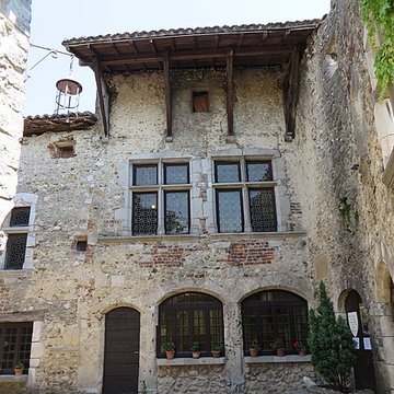 Immeuble de la Rue des Contreforts à Pérouges